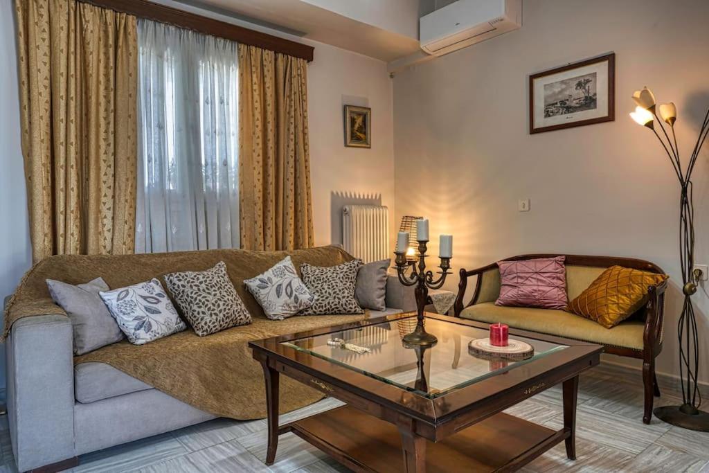 La Casa De Cambo Villa Gaitani Екстериор снимка