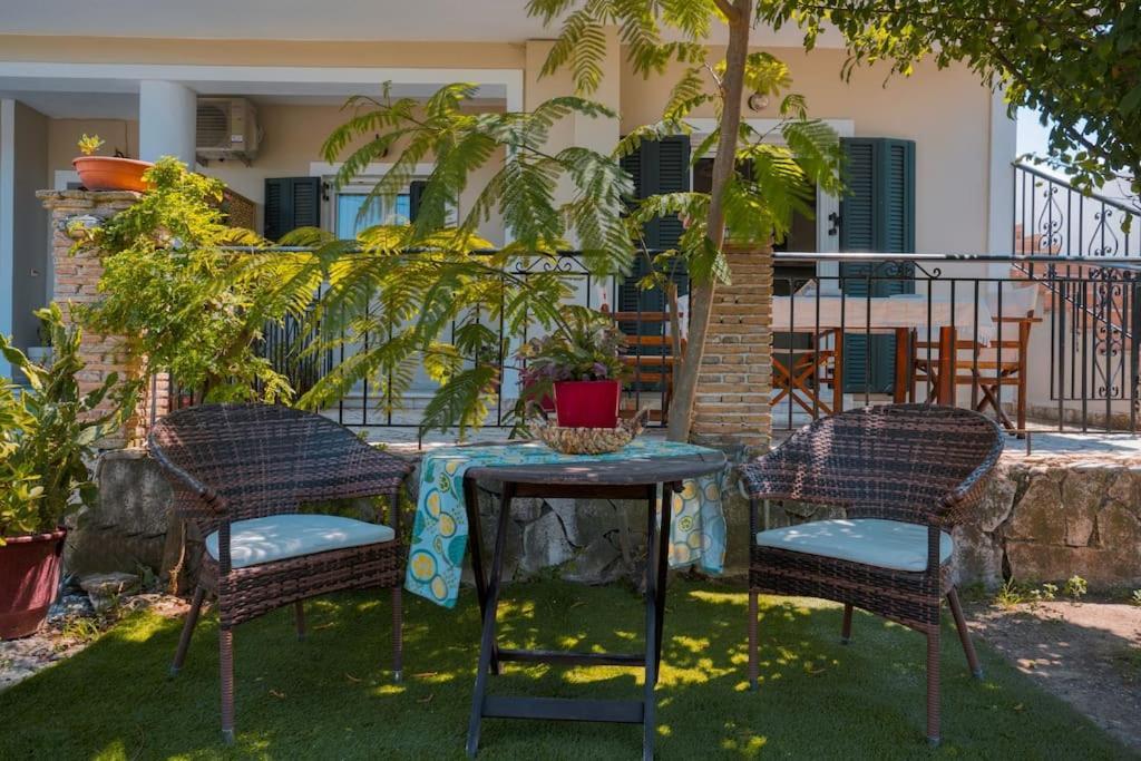 La Casa De Cambo Villa Gaitani Екстериор снимка